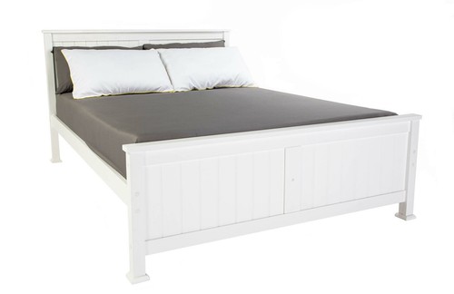 White wood bed - , frame.solid